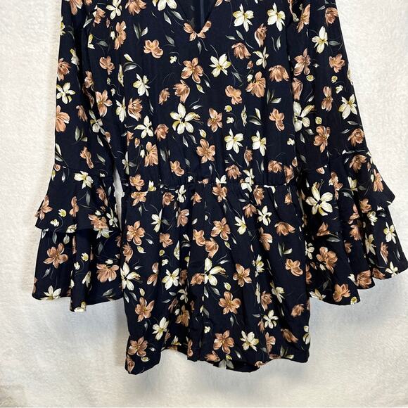 Sugar Lips Navy Blue Floral Long Bell Sleeve Boho Romper Size M - Picture 3 of 11